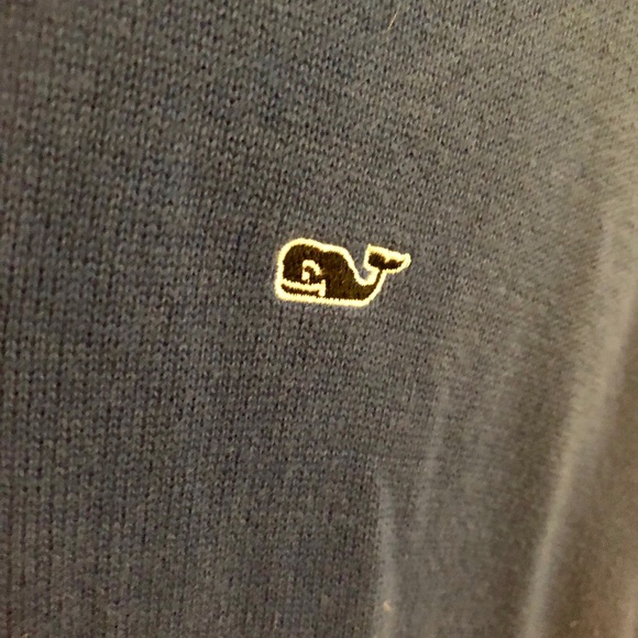 Like new vineyard vines sweater! - Picture 4 of 4